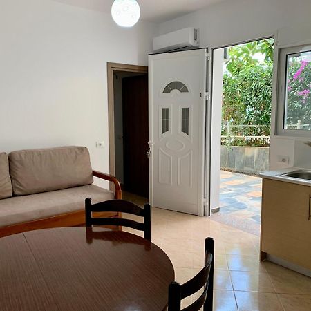Maxus Apts Sarandë エクステリア 写真