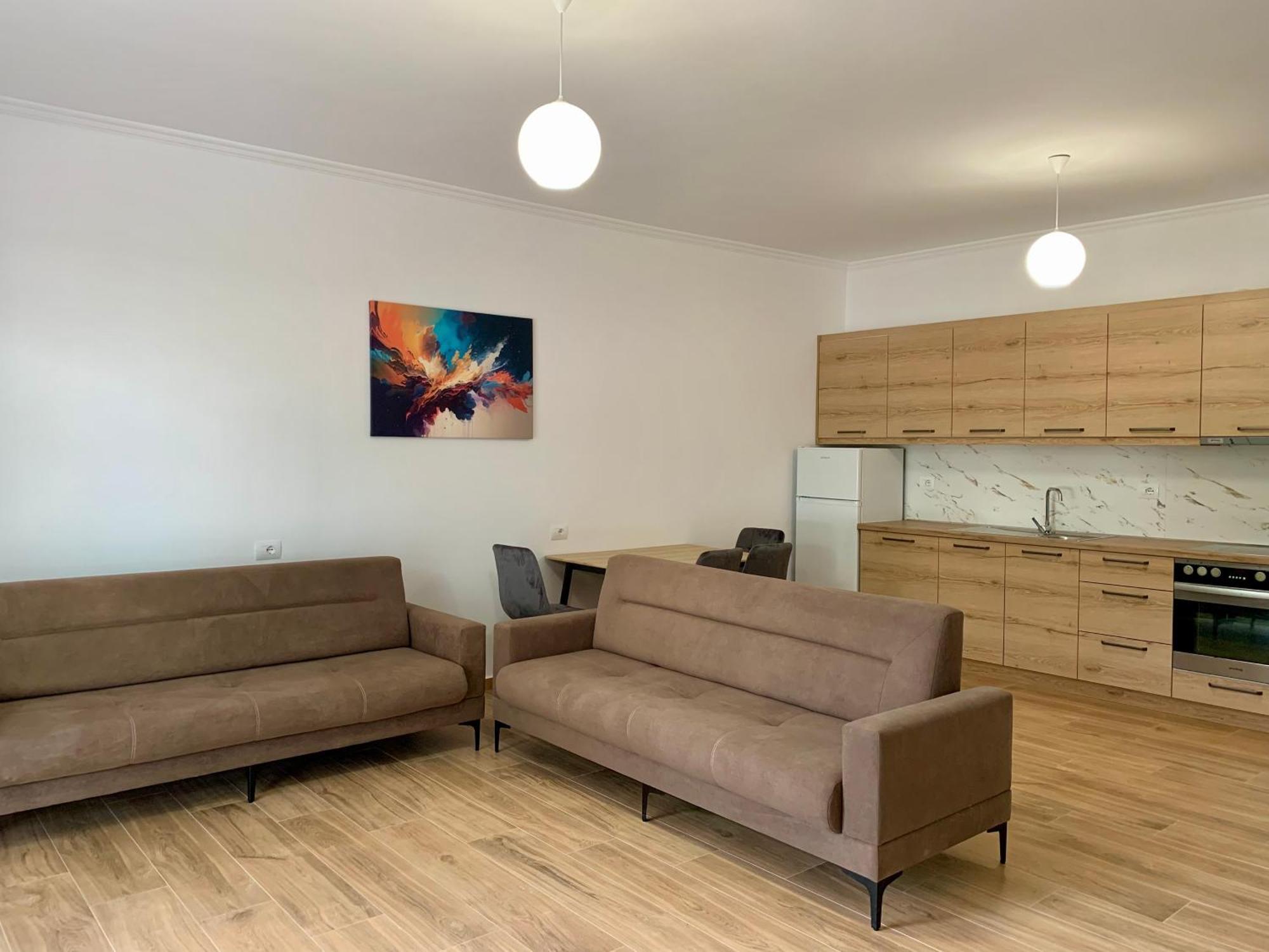 Maxus Apts Sarandë エクステリア 写真