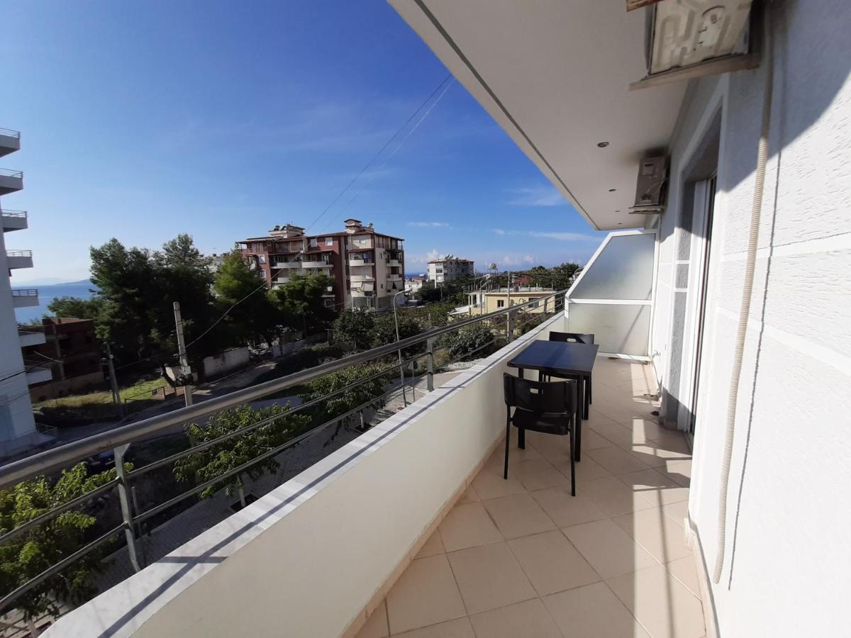 Maxus Apts Sarandë エクステリア 写真