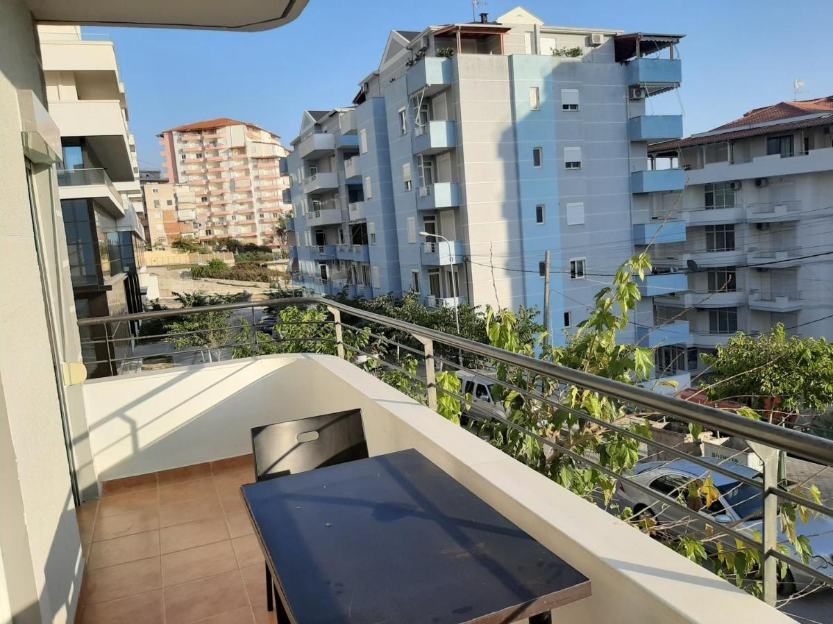 Maxus Apts Sarandë エクステリア 写真